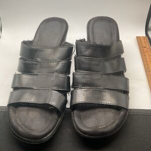 Croft & Barrow - Strappy Slip On Block Heel Sandals - Black - Ladies Size 9M